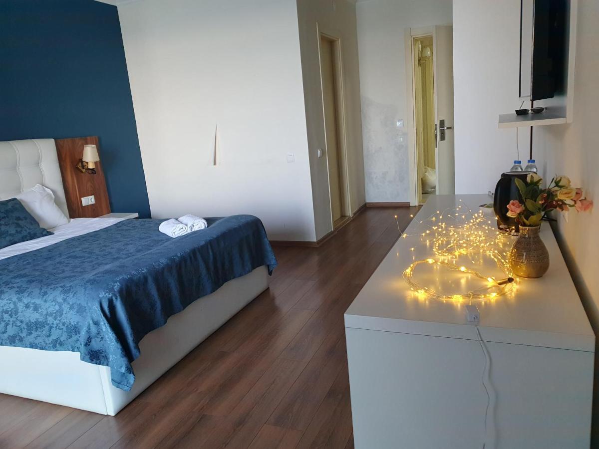 The Fresh Wave Hotel Batumi Esterno foto