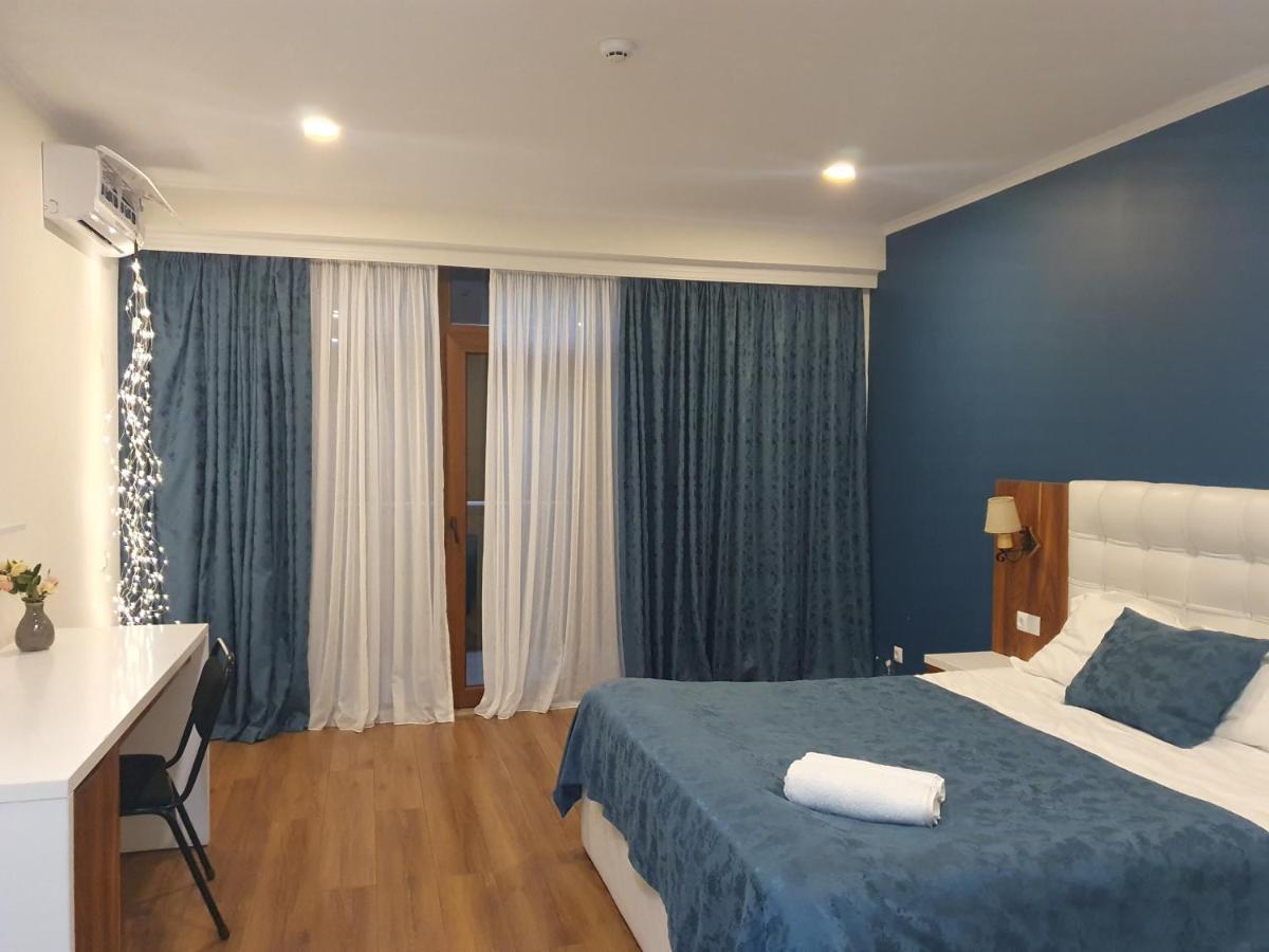 The Fresh Wave Hotel Batumi Esterno foto
