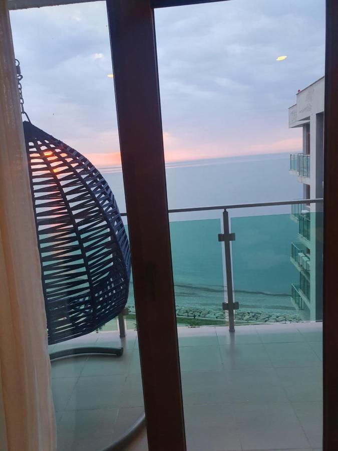 The Fresh Wave Hotel Batumi Esterno foto