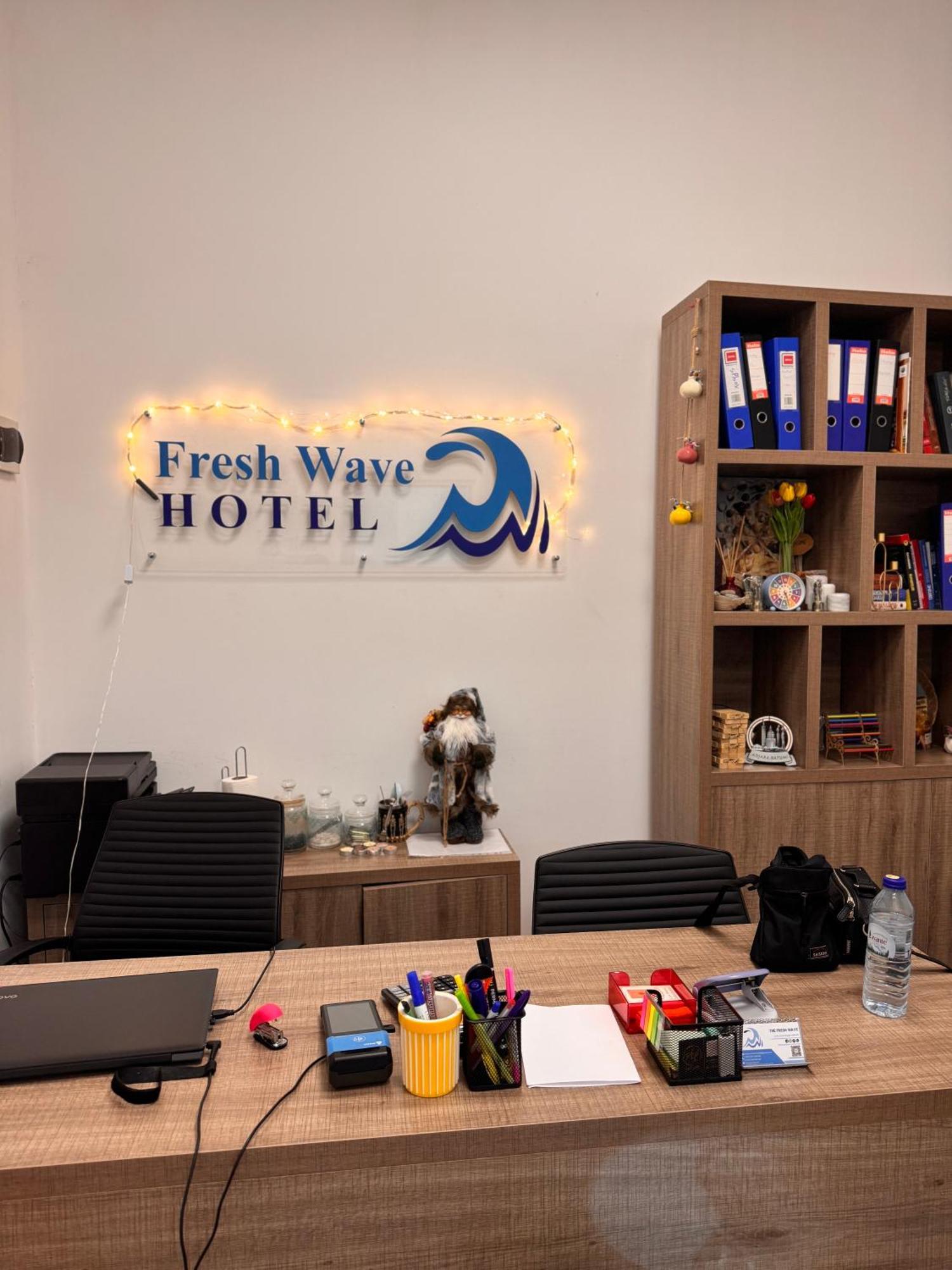 The Fresh Wave Hotel Batumi Esterno foto